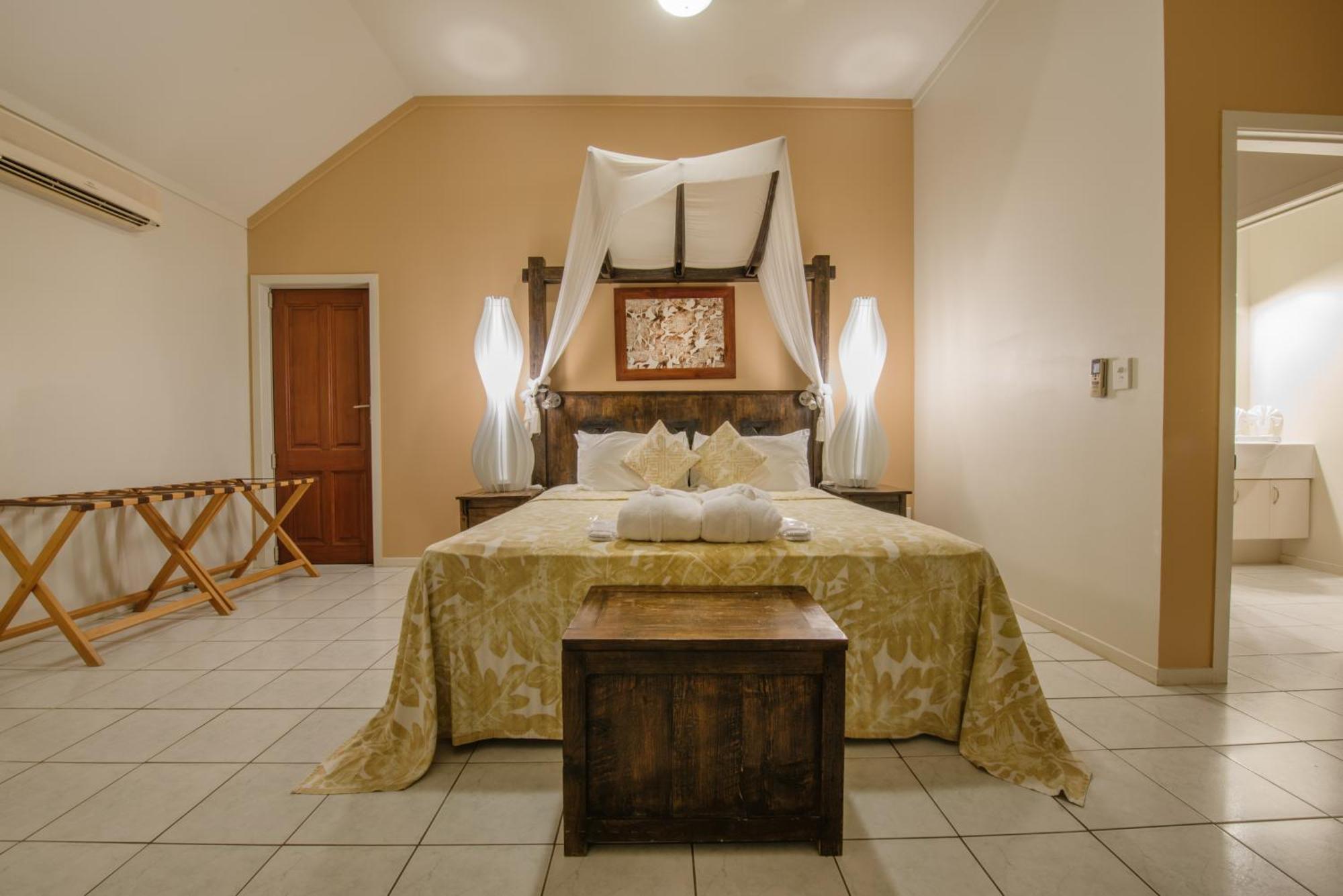 Crown Beach Resort & Spa (Adults Only) Rarotonga Exterior photo